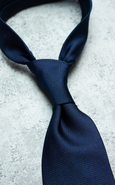 Krawat z Jedwabiu Żakardowego Granatowy