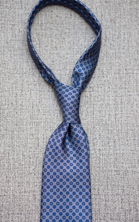 Krawat Jedwabny Stalowy Niebieskie Kwiatki