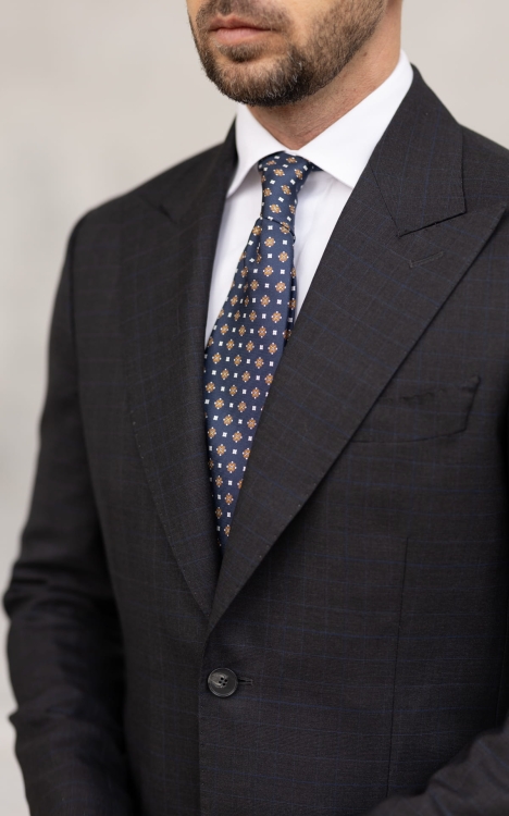 Daytona suit in a subtle blue check Loro Piana