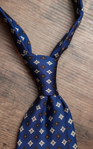 Krawat z Jedwabiu Niebieski we wzory