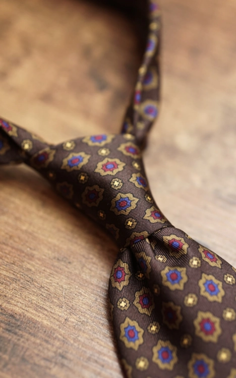 Krawat z Jedwabiu Brązowy w orientalne wzory